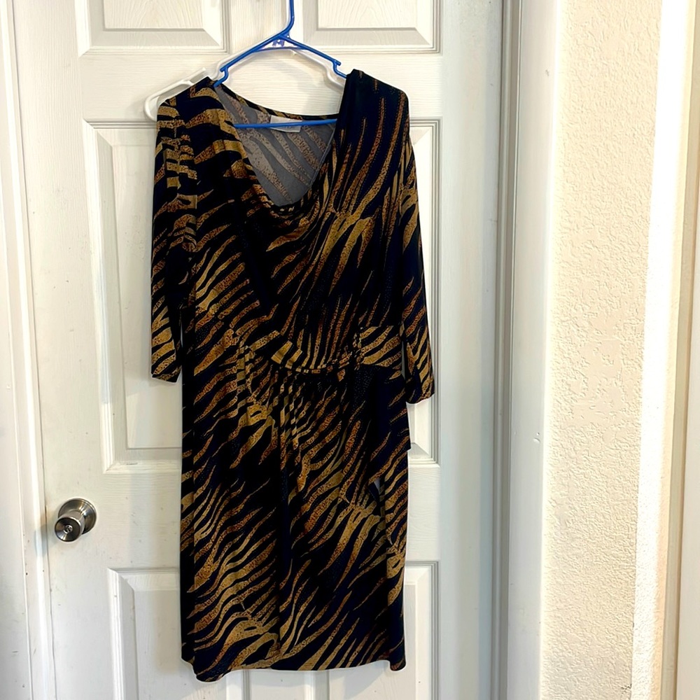 Avenue EUC 14/16 dress